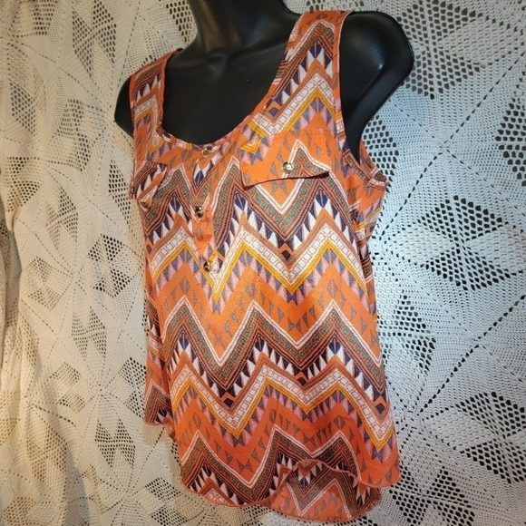 A'Gaci size small  tank top with gold buttons and two front pockets. - Picture 7 of 11